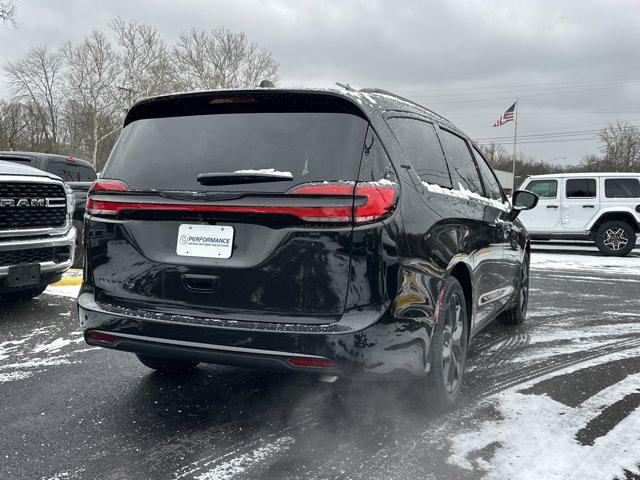 new 2026 Chrysler Pacifica car, priced at $41,882
