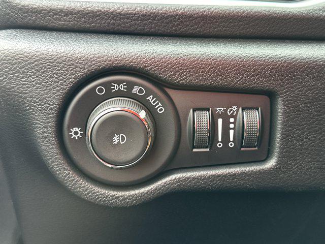 new 2026 Chrysler Pacifica car, priced at $49,191