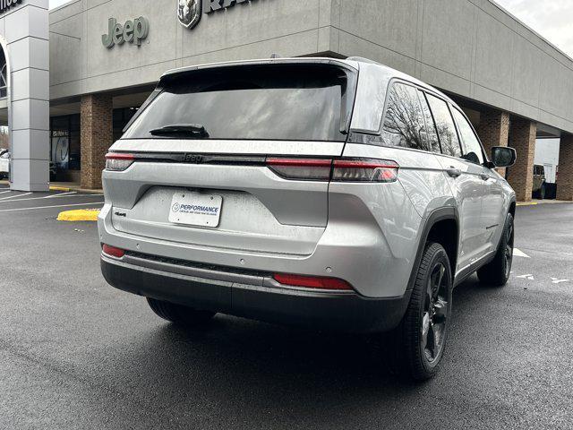 new 2026 Jeep Grand Cherokee car, priced at $41,832