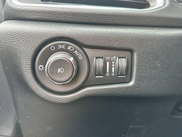 new 2026 Chrysler Pacifica car, priced at $45,336