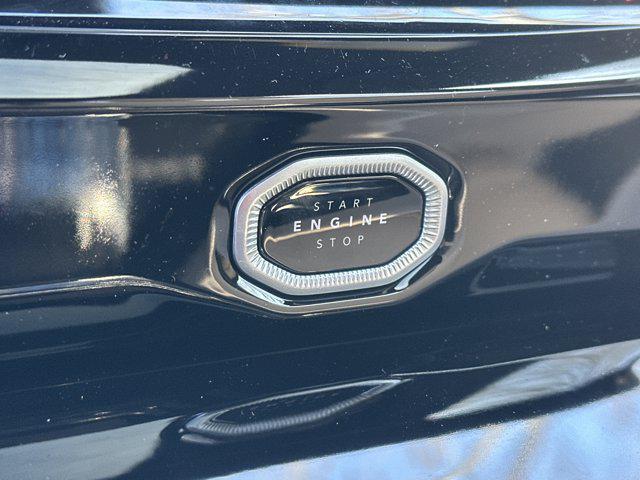 new 2026 Jeep Grand Cherokee car, priced at $46,684