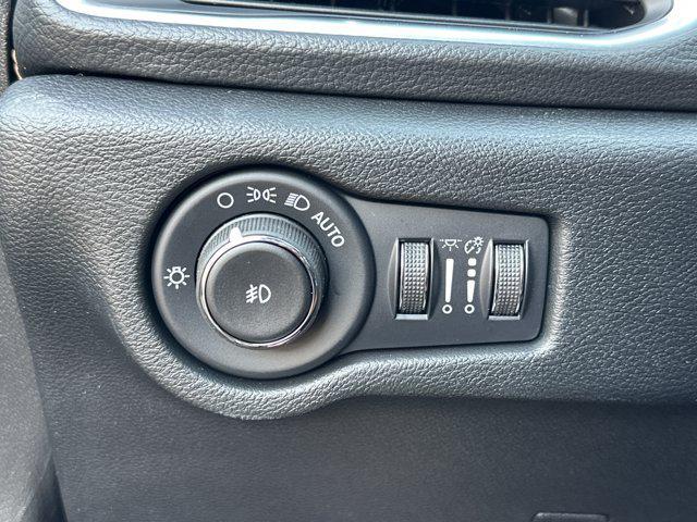 new 2026 Chrysler Pacifica car, priced at $51,052