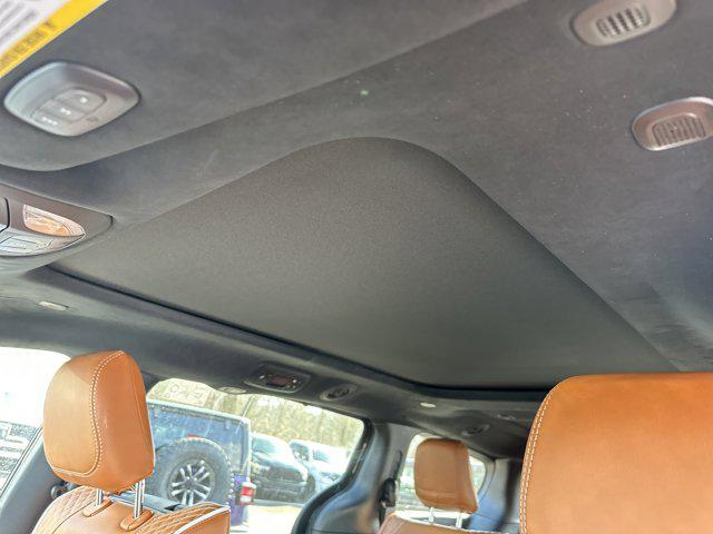 new 2026 Chrysler Pacifica car, priced at $51,052