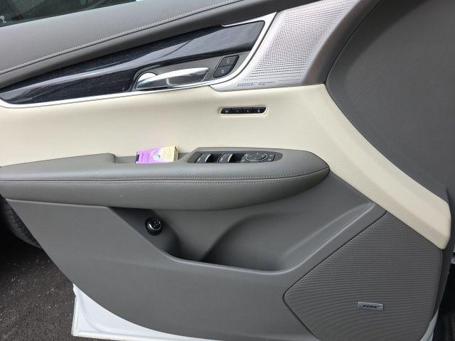 used 2021 Cadillac XT6 car, priced at $29,800