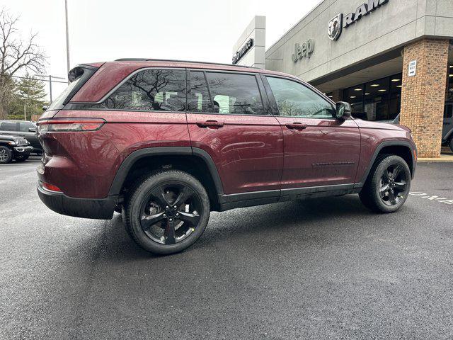 new 2026 Jeep Grand Cherokee car, priced at $41,296