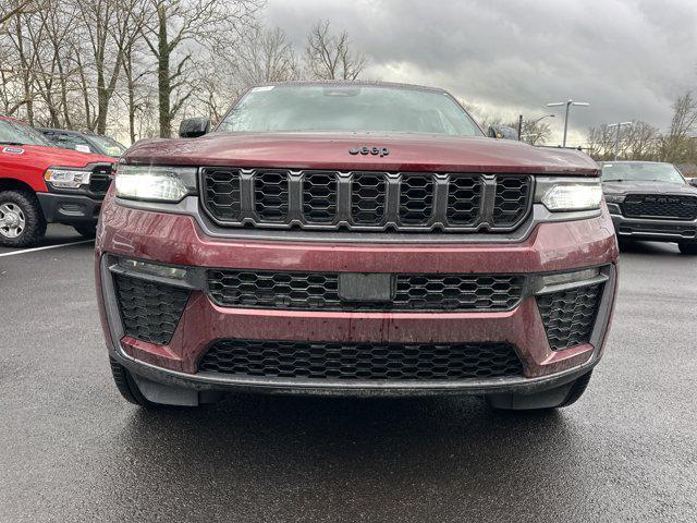 new 2026 Jeep Grand Cherokee car, priced at $41,296