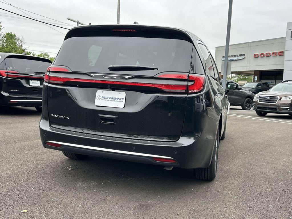 new 2027 Chrysler Pacifica car, priced at $48,257