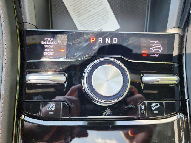 new 2025 Jeep Grand Cherokee car, priced at $65,569