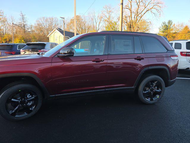 new 2025 Jeep Grand Cherokee car, priced at $38,438