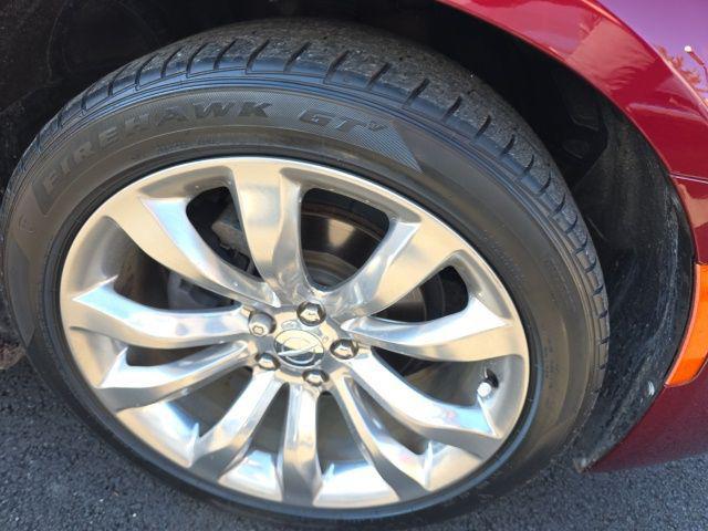 used 2021 Chrysler 300 car, priced at $21,790