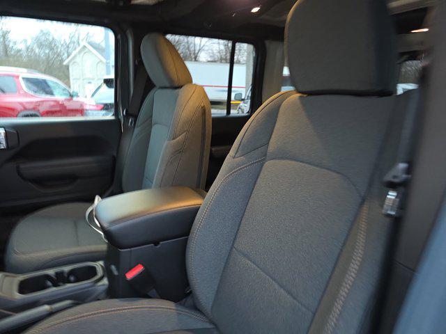 new 2026 Jeep Wrangler car, priced at $48,007