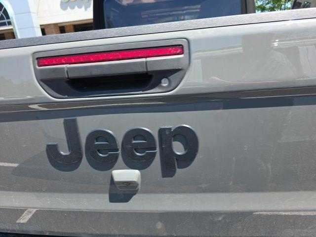 used 2022 Jeep Gladiator car, priced at $29,998