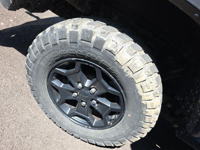 used 2022 Jeep Gladiator car, priced at $29,998
