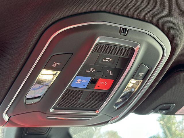 new 2026 Jeep Grand Cherokee car, priced at $39,163
