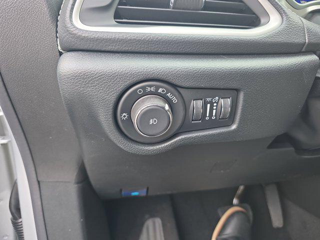 new 2026 Chrysler Pacifica car, priced at $42,328