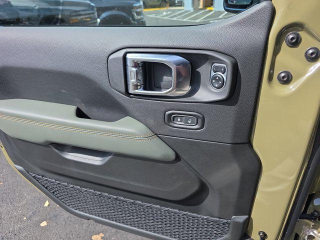 new 2025 Jeep Gladiator car, priced at $53,265