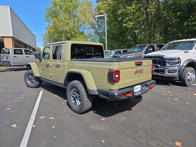 new 2025 Jeep Gladiator car, priced at $53,265