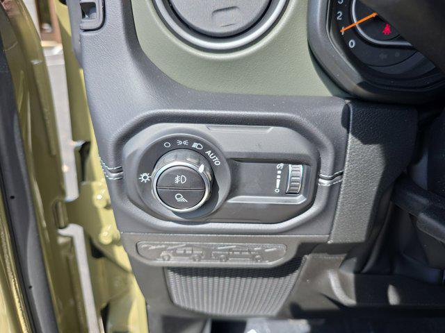 new 2025 Jeep Gladiator car, priced at $53,265