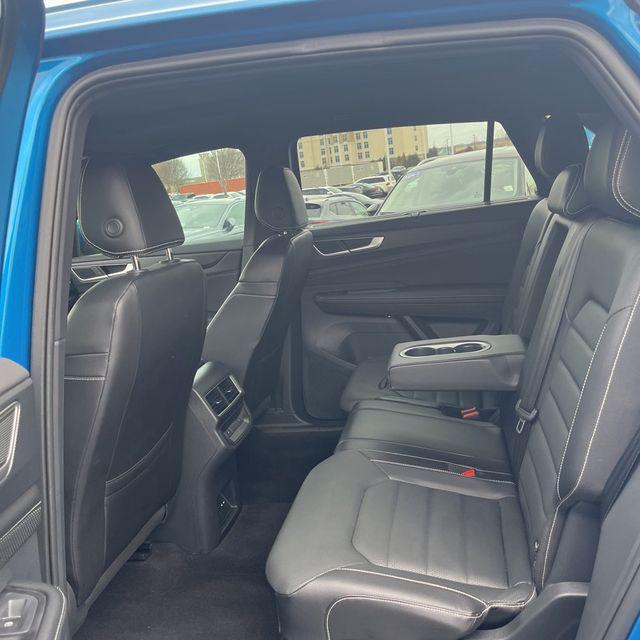 used 2024 Volkswagen Atlas Cross Sport car, priced at $34,900