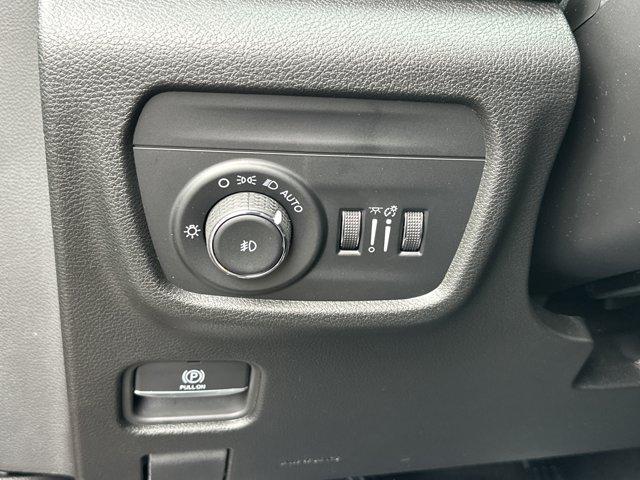 new 2026 Jeep Grand Cherokee L car, priced at $44,699