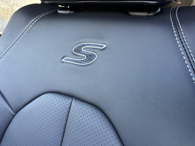 new 2026 Chrysler Pacifica car, priced at $44,328