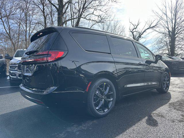 new 2026 Chrysler Pacifica car, priced at $46,536