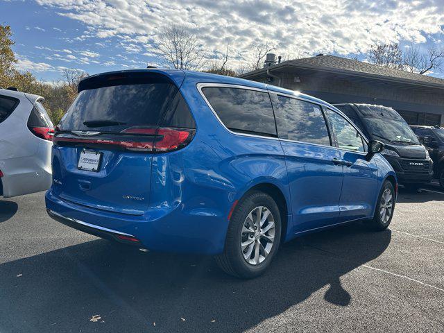 new 2026 Chrysler Pacifica car, priced at $46,084