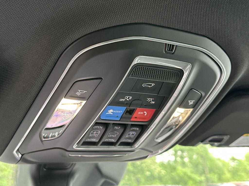 new 2026 Jeep Grand Cherokee car, priced at $45,799