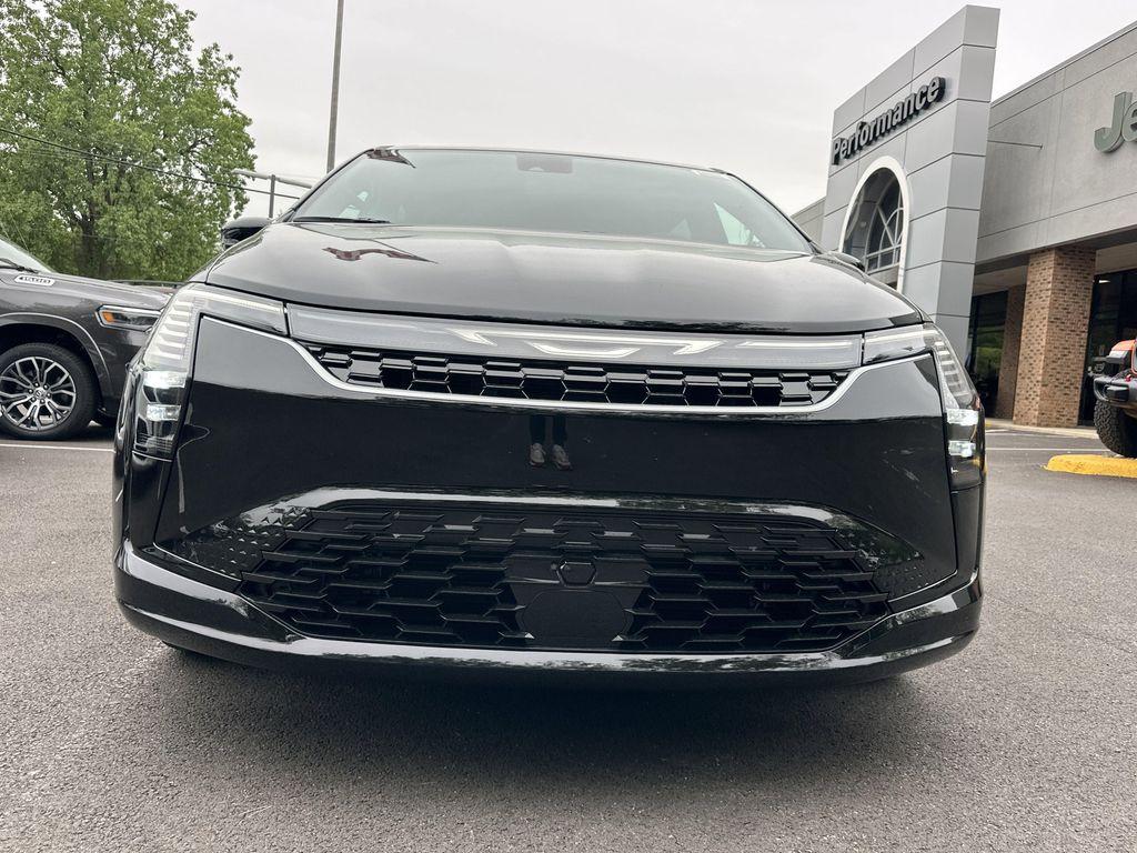 new 2027 Chrysler Pacifica car, priced at $44,112