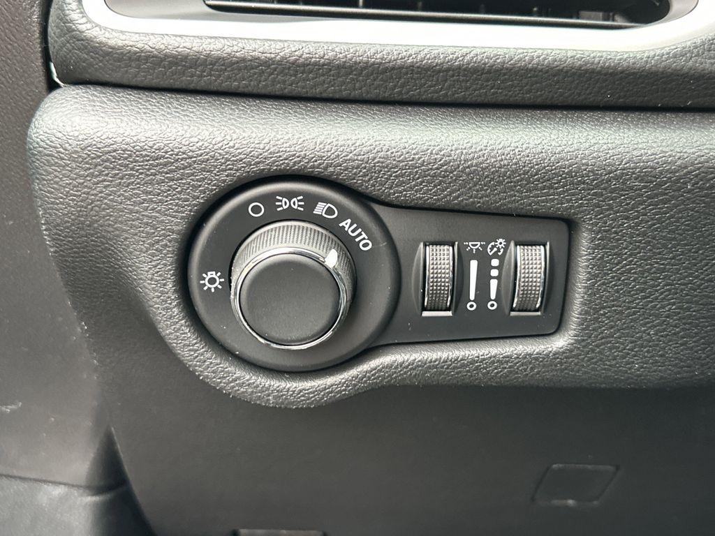 new 2027 Chrysler Pacifica car, priced at $44,112