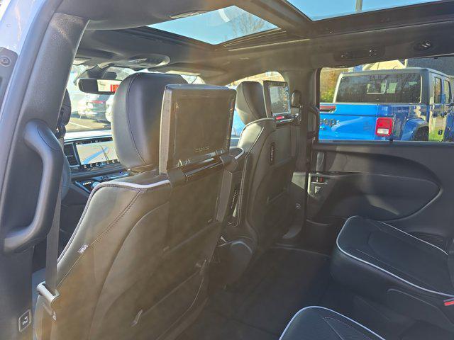new 2026 Chrysler Pacifica car, priced at $46,084