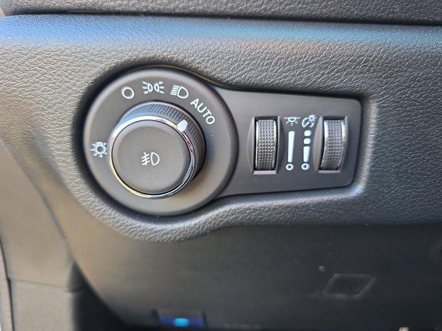 new 2026 Chrysler Pacifica car, priced at $46,084