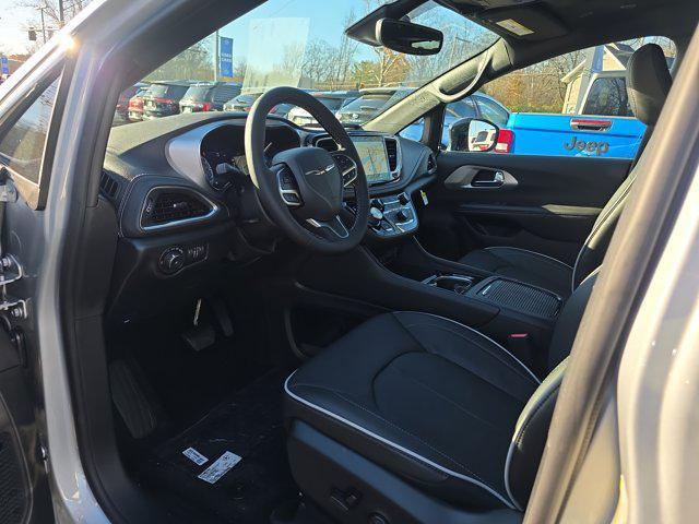 new 2026 Chrysler Pacifica car, priced at $46,084