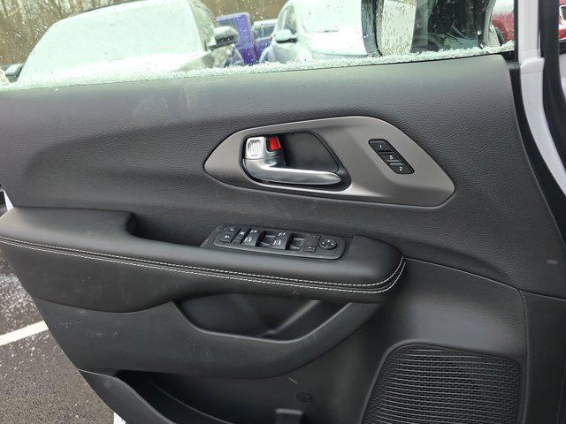 new 2026 Chrysler Pacifica car, priced at $41,582