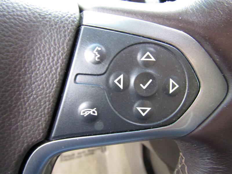 used 2015 Chevrolet Suburban car, priced at $10,900