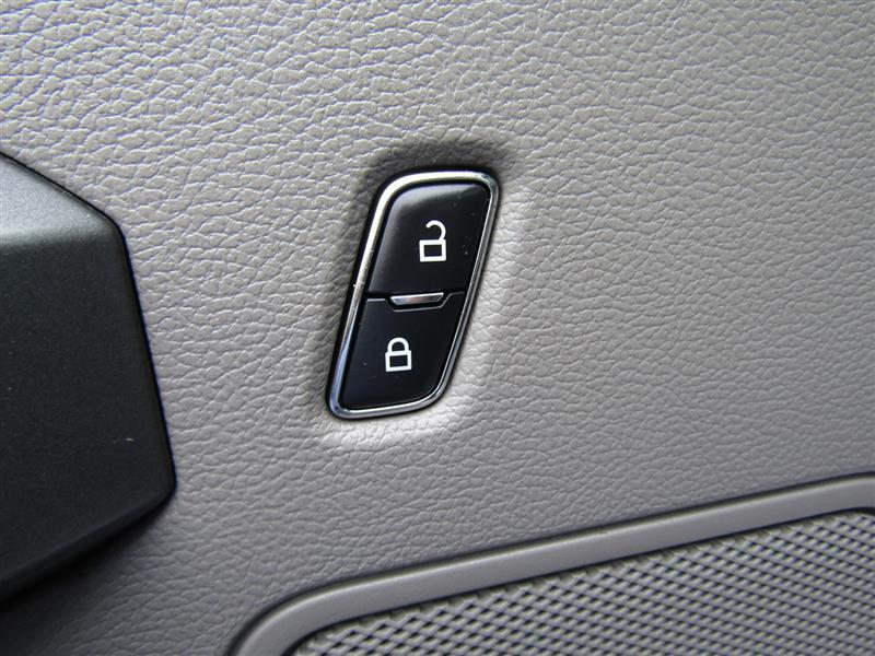used 2016 Ford F-150 car, priced at $18,900