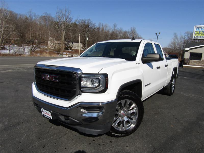 used 2017 GMC Sierra 1500 car, priced at $15,995