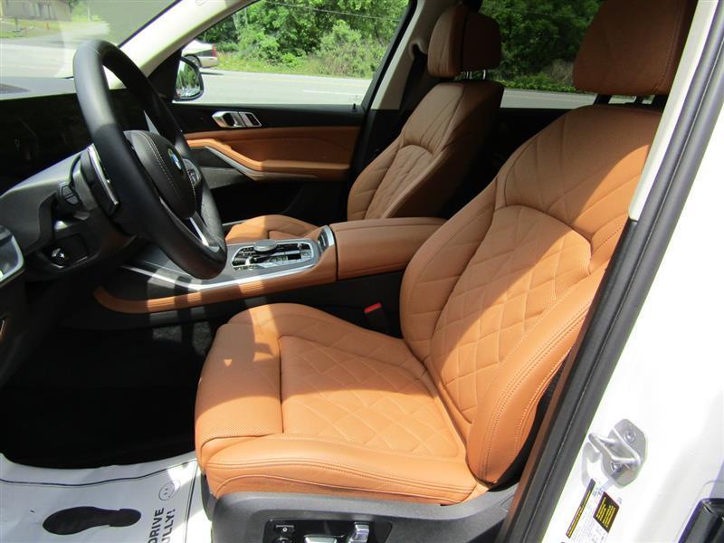 used 2024 BMW X7 car, priced at $71,495