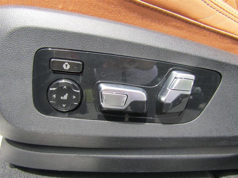 used 2024 BMW X7 car, priced at $71,495