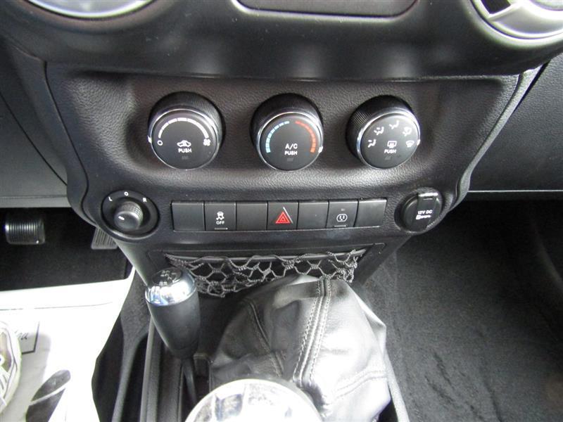 used 2014 Jeep Wrangler Unlimited car, priced at $15,500