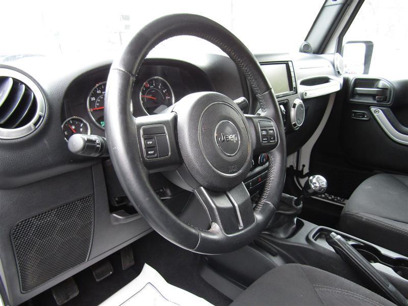 used 2014 Jeep Wrangler Unlimited car, priced at $15,500