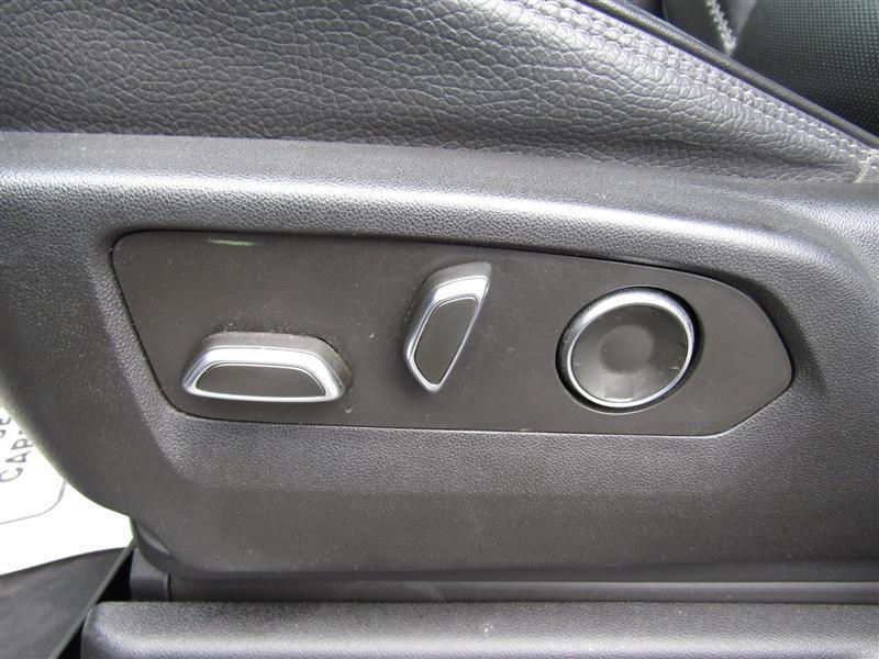 used 2021 GMC Yukon car, priced at $46,995