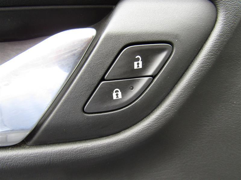 used 2021 GMC Yukon car, priced at $46,995