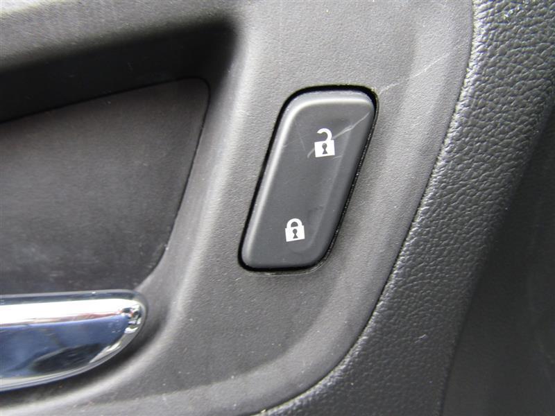 used 2022 Chevrolet Colorado car, priced at $15,450