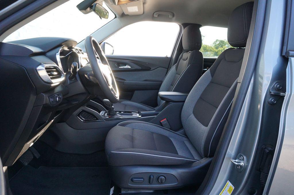 used 2023 Chevrolet TrailBlazer car, priced at $20,995