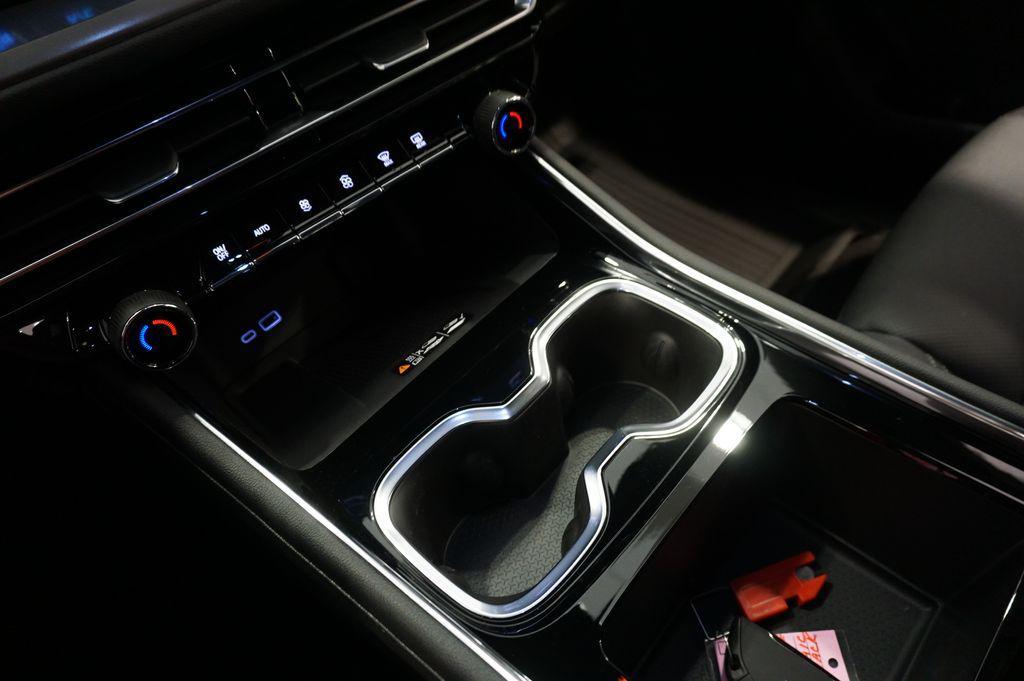 new 2026 Chevrolet Traverse car, priced at $46,990