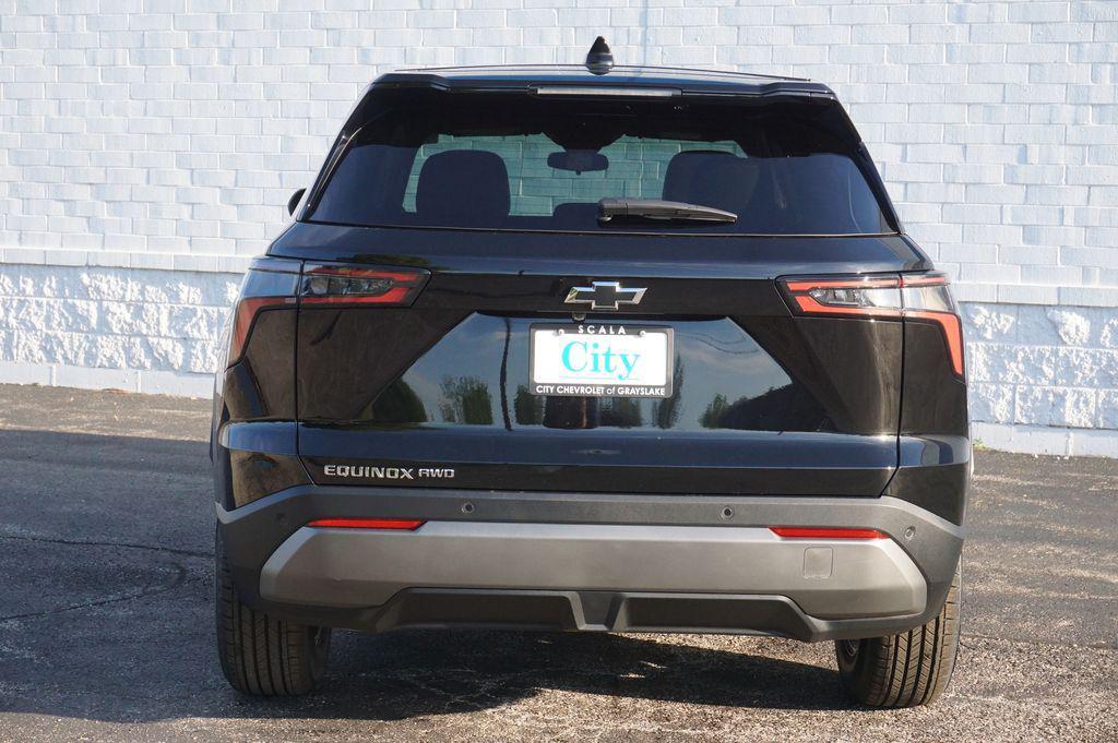 new 2026 Chevrolet Equinox car, priced at $32,015