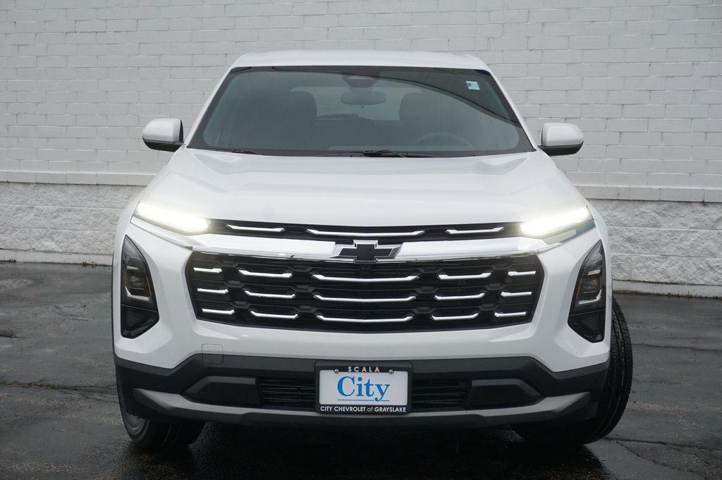new 2026 Chevrolet Equinox car, priced at $28,195