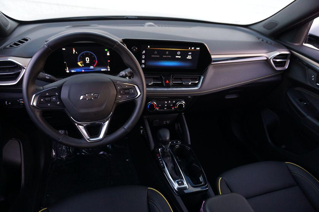 new 2025 Chevrolet TrailBlazer car, priced at $24,890