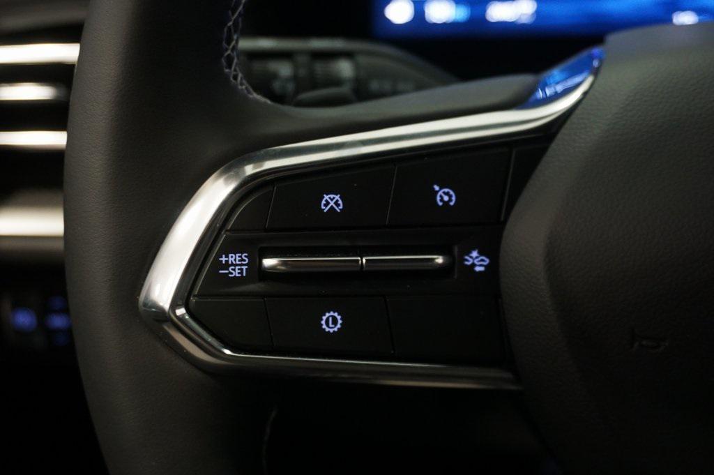 used 2025 Chevrolet Traverse car, priced at $38,795